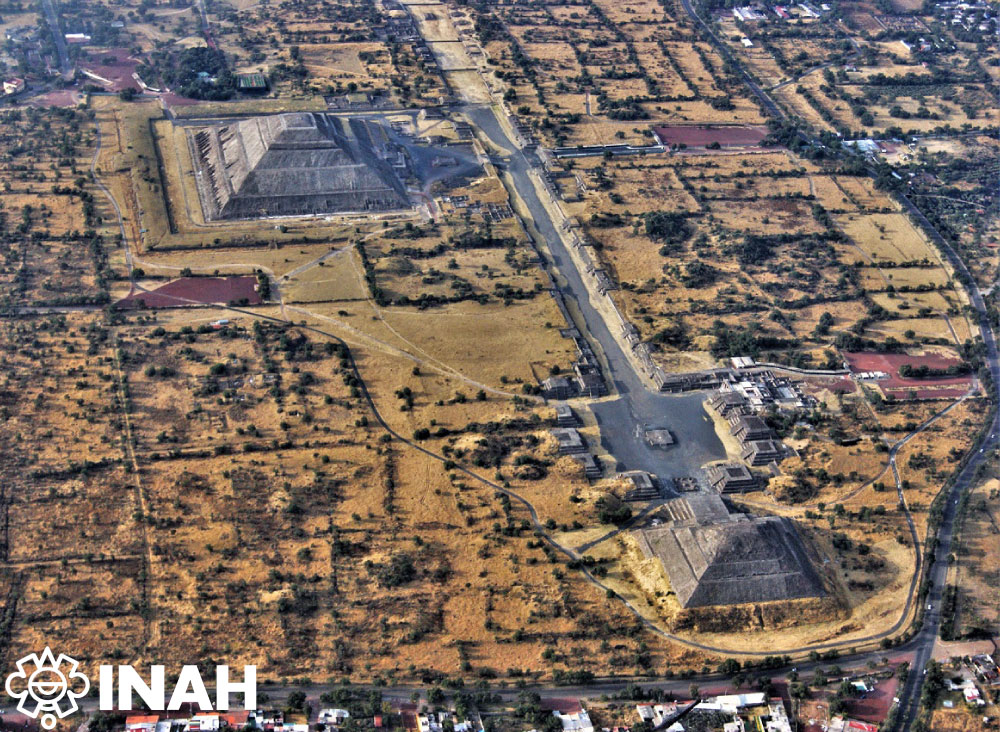 Vista área de la Zona Arqueológica de Teotihuacan