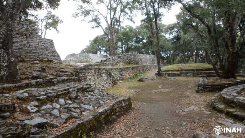 Zona Arqueológica Ranas