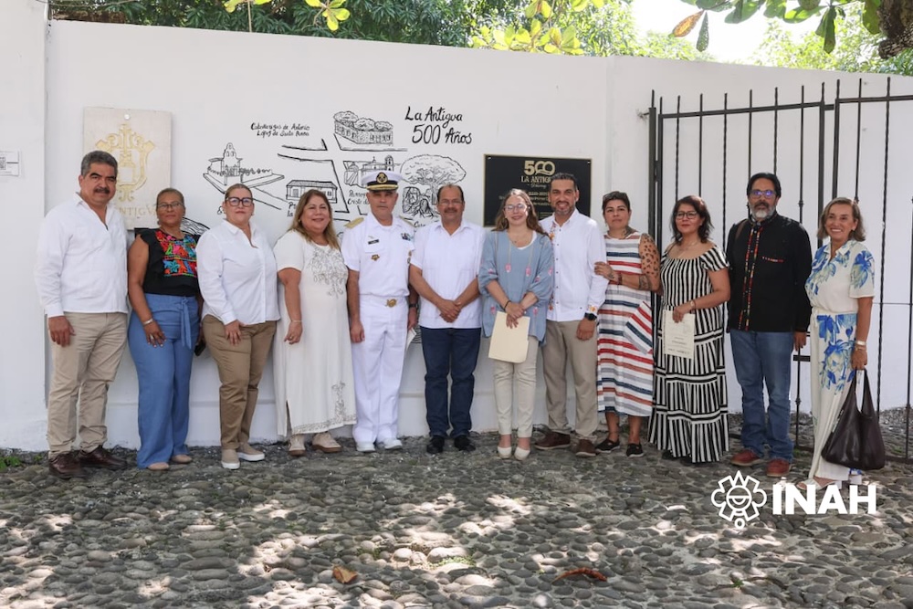 Con develación de placa conmemorativa por el 500 aniversario de su fundación, concluyó el INAHfest en La Antigua, Veracruz. Foto Gerardo Peña, 