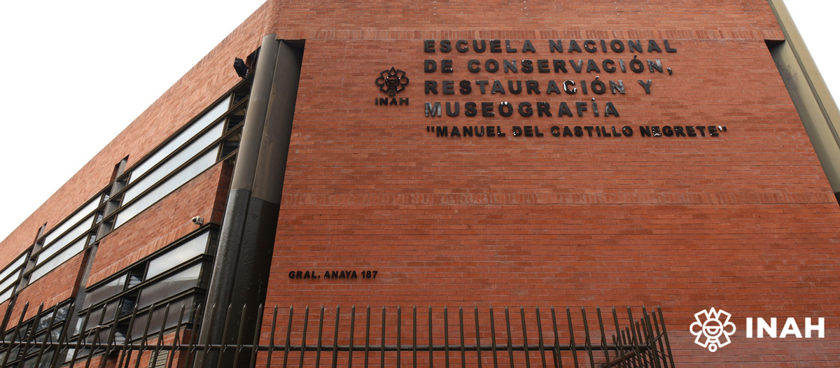 La escuela del INAH concluyó, entre otras obras, el impermeabilizado y la atención estructural de aulas, talleres, el auditorio y la biblioteca. Foto: Mauricio Marat, INAH